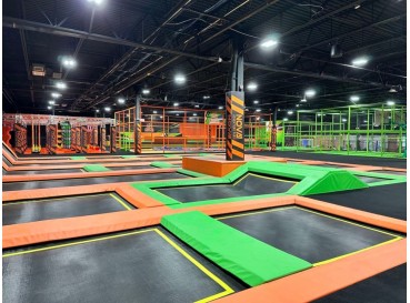 Super larger trampoline park